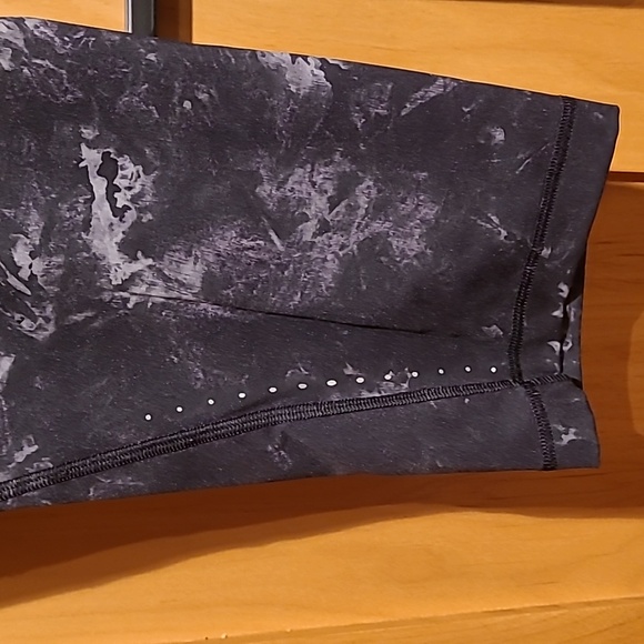 Lululemon Swift Speed 21" High-Rise Tight w/Pockets Aquila Black Multi Sz 18 - Picture 6 of 10